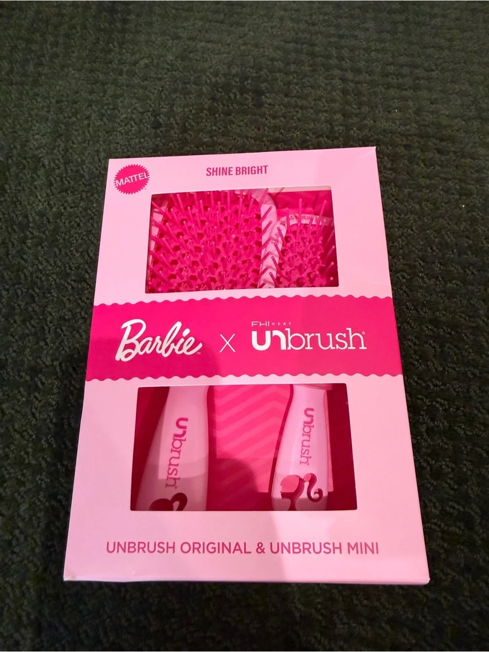 Barbie x Unbrush Pink Detangling Brush Duo